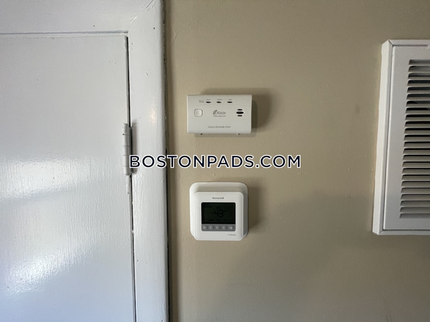 BOSTON - ROSLINDALE - 3 Beds, 2 Baths - Image 2