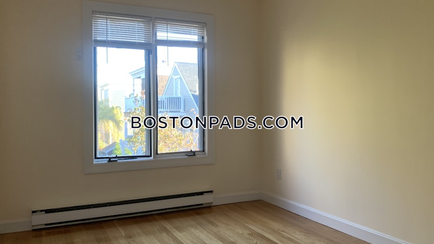 SOMERVILLE - DAVIS SQUARE - 5 Beds, 2 Baths - Image 4