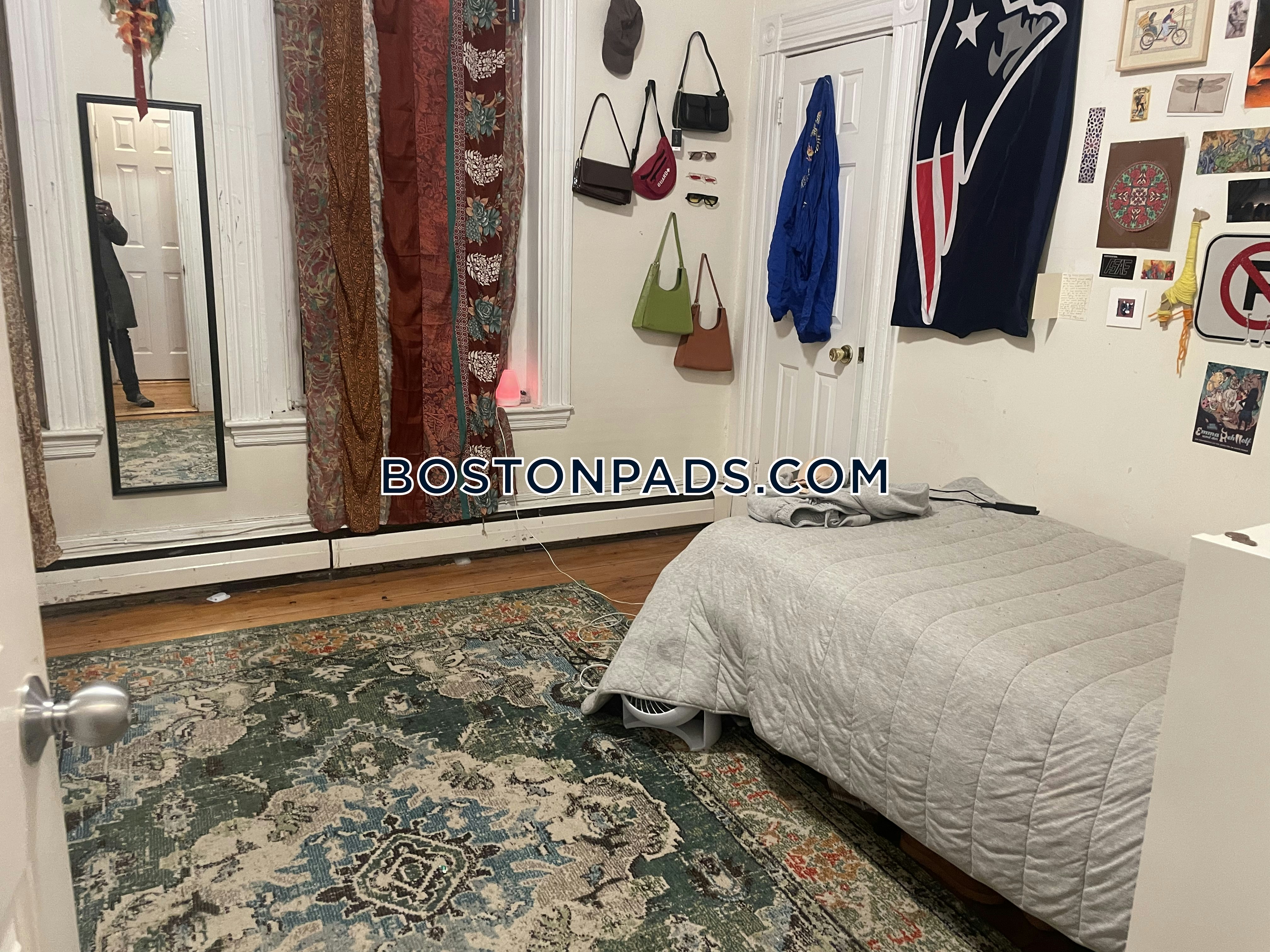 Sewall St. Roxbury Crossing