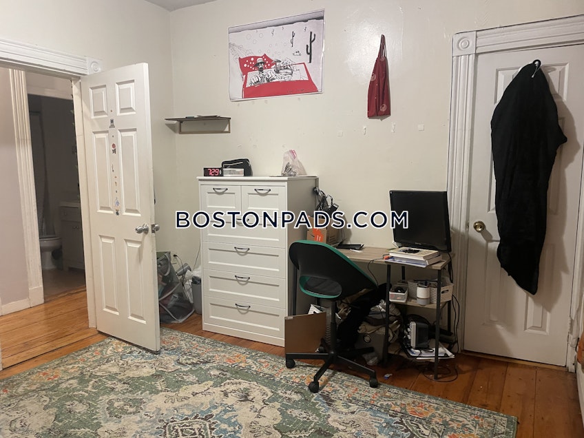 Roxbury Crossing - $3,850+ /month