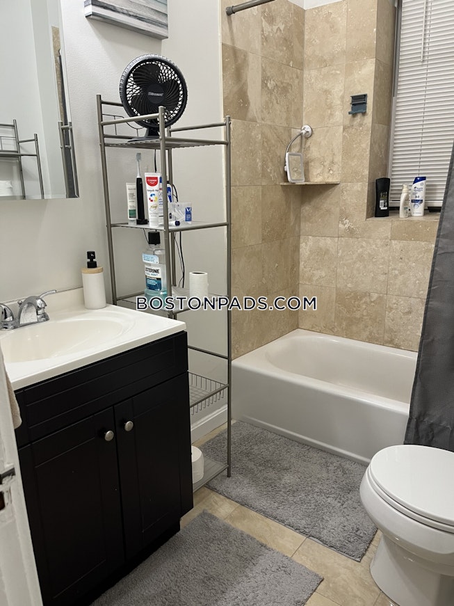 Boston - $2,800+ /mo