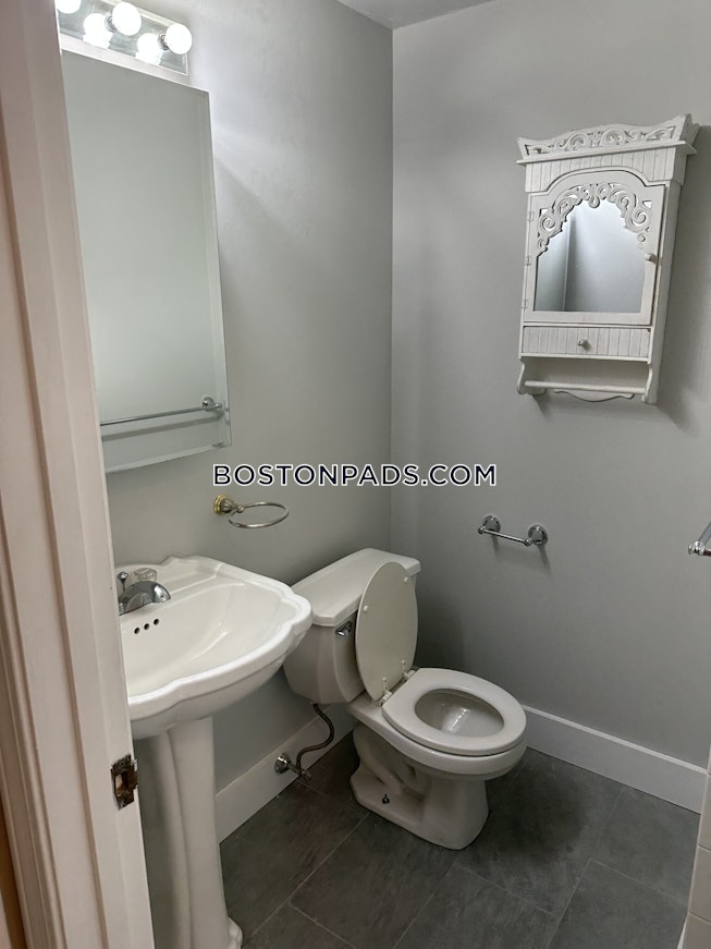 Boston - $3,500+ /mo