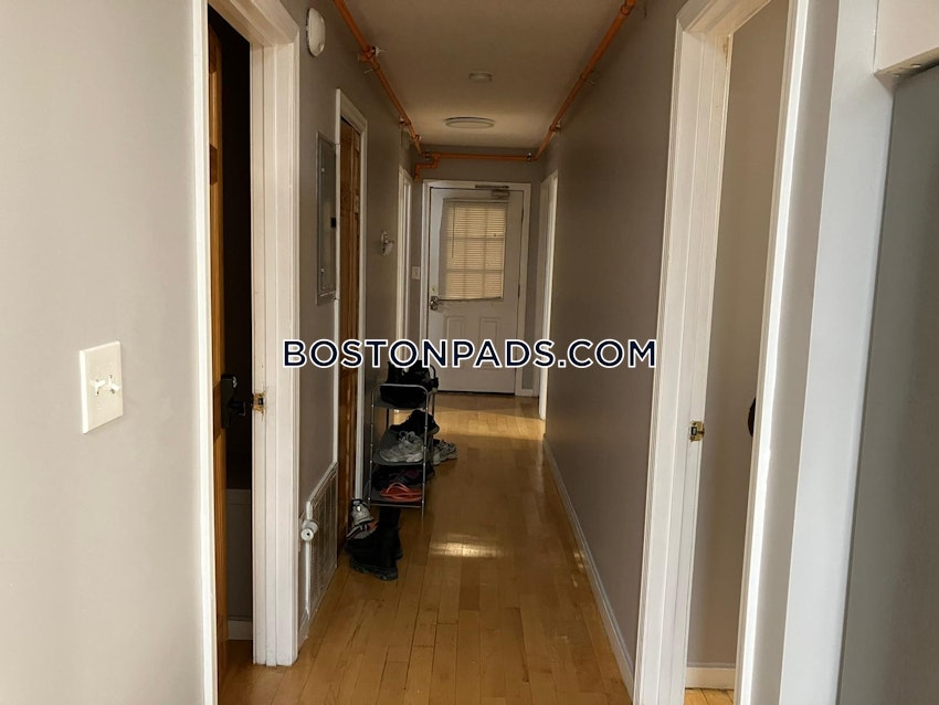 BOSTON - BRIGHTON - CLEVELAND CIRCLE - 4 Beds, 2 Baths - Image 8