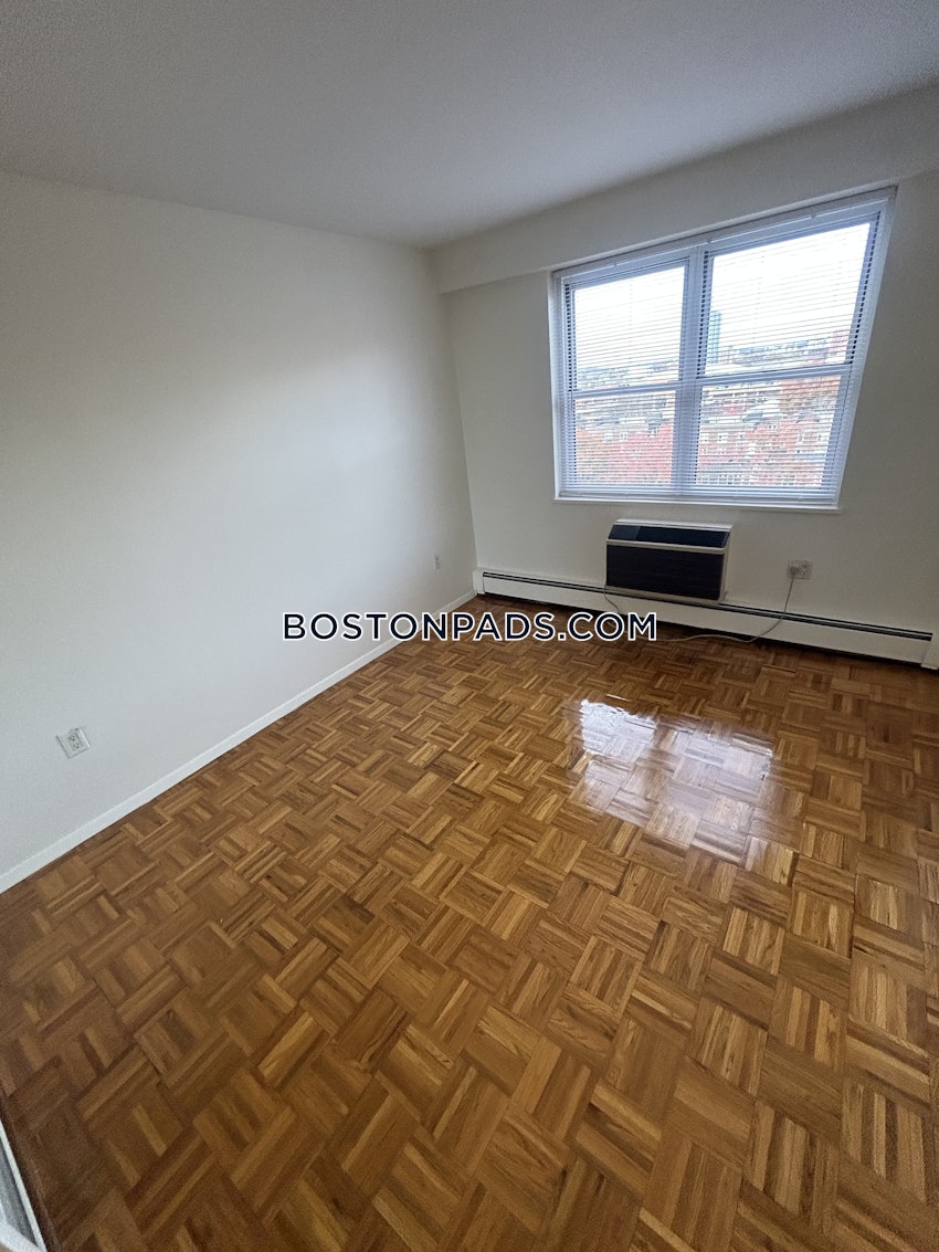 BROOKLINE- BOSTON UNIVERSITY - 2 Beds, 1.5 Baths - Image 17