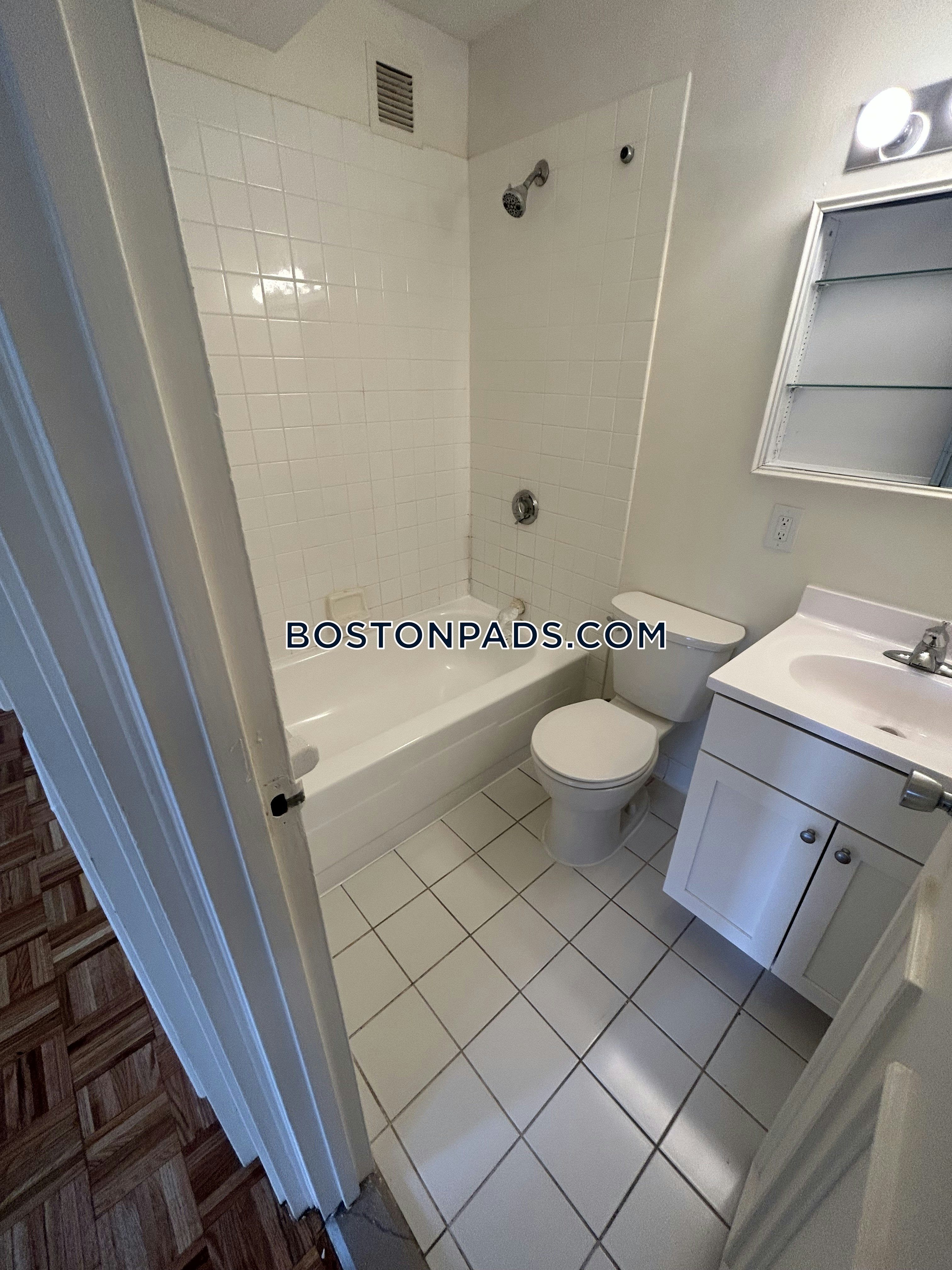 Freeman St. Brookline