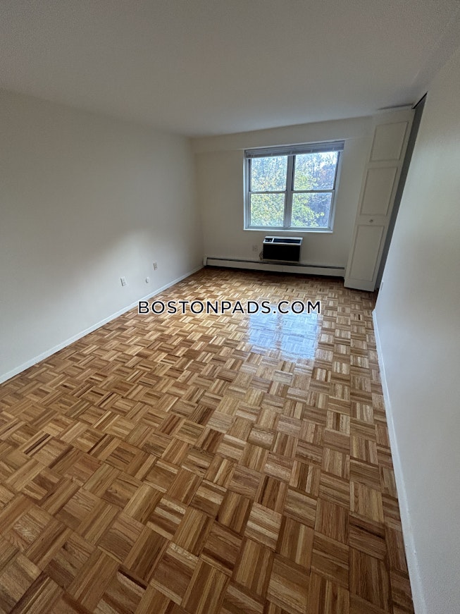 Brookline - $3,650+ /mo