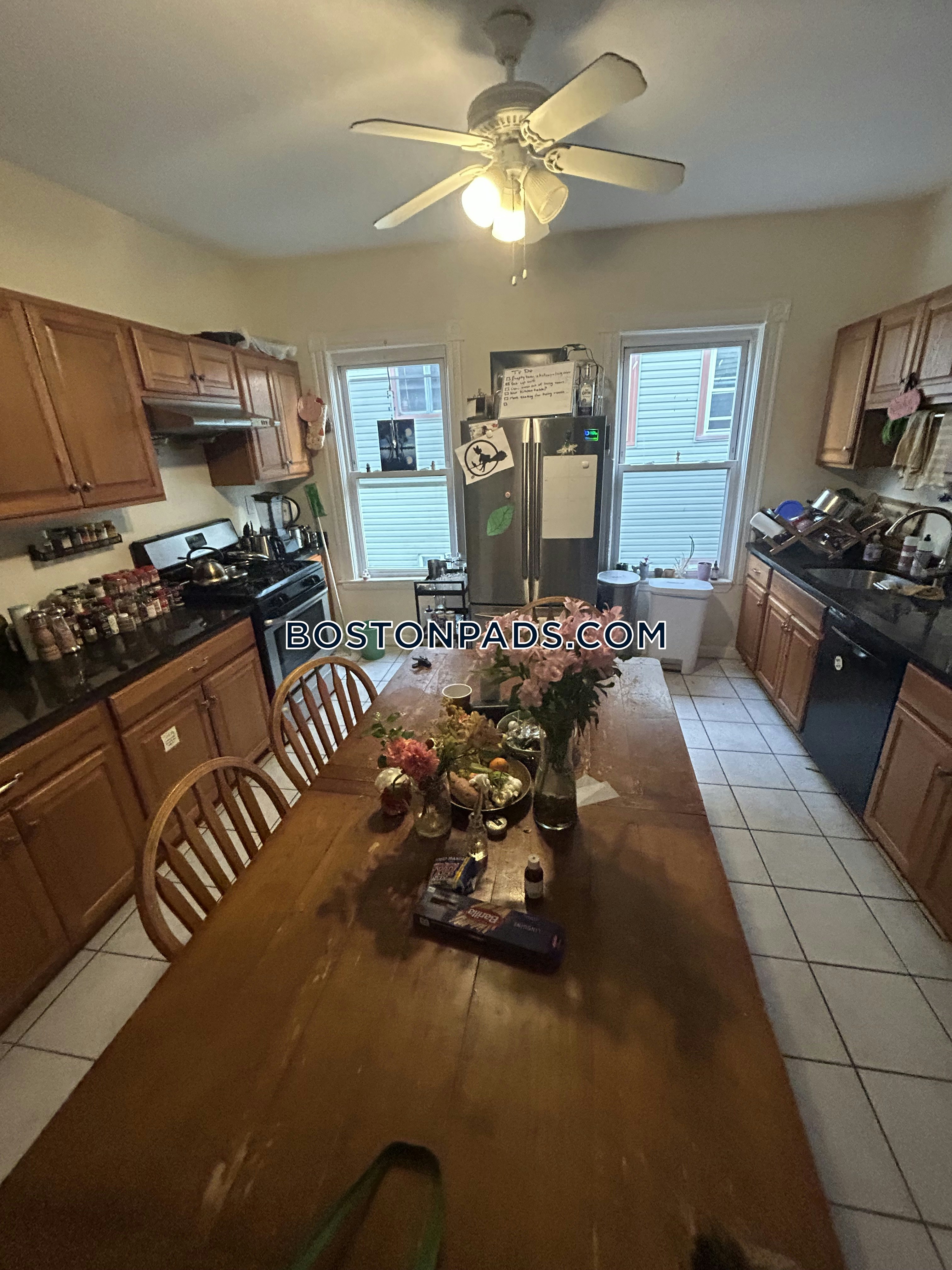 Boston - 6 Beds, 2.5 Baths