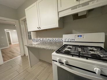 Boston - 5 Beds, 2 Baths