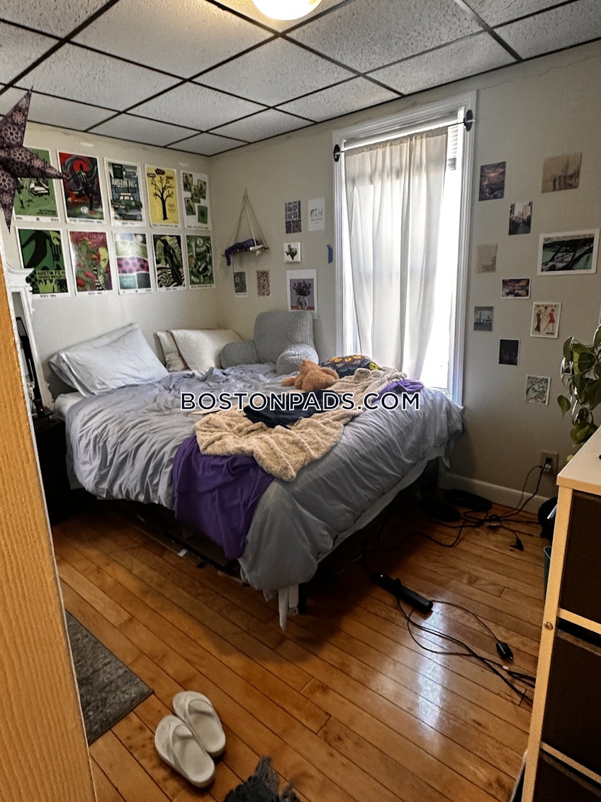 Medford - $4,340+ /month