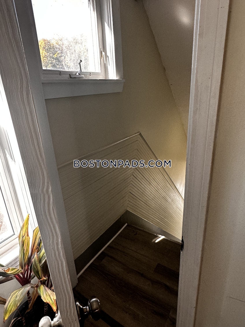 Medford - $4,340+ /month