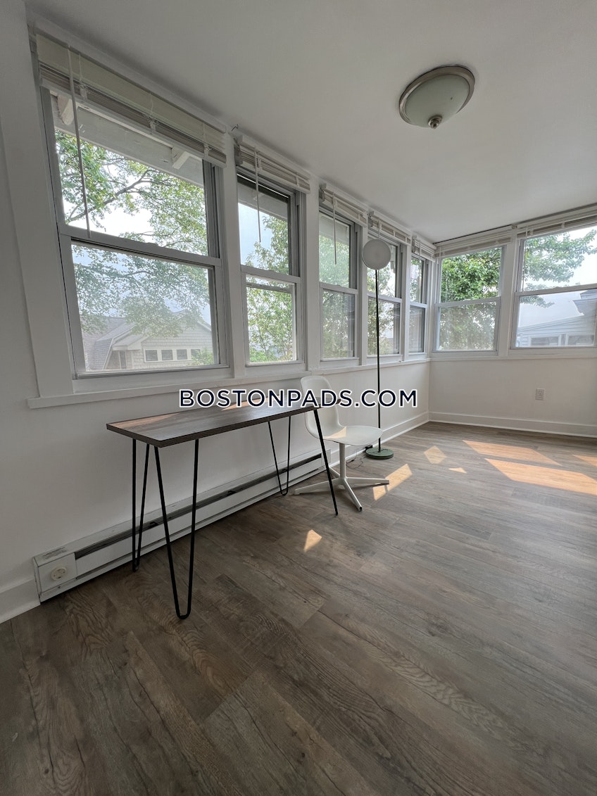 Somerville - $6,650+ /month