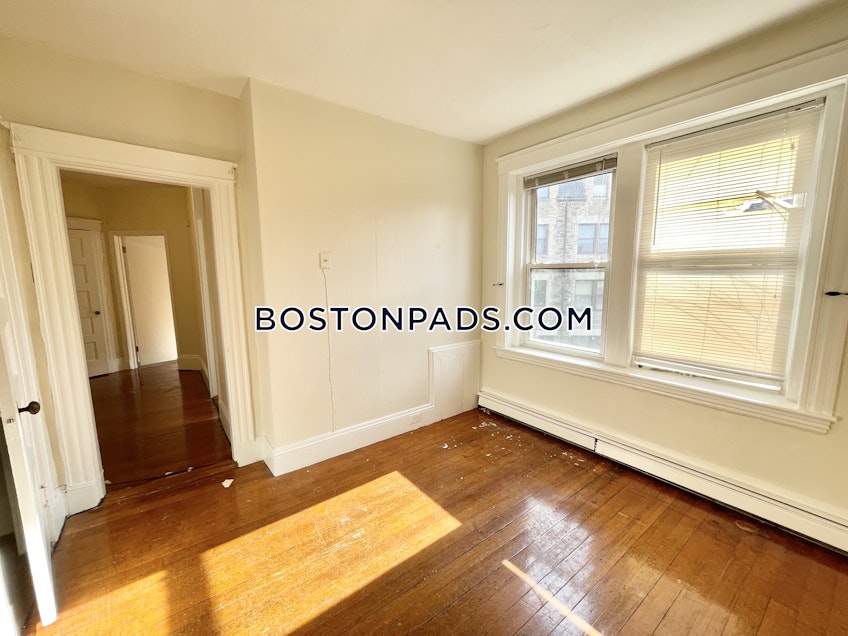 Brookline - $2,950+ /month