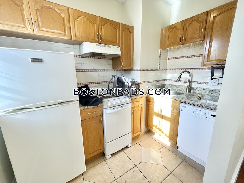 Brookline - $2,950+ /month