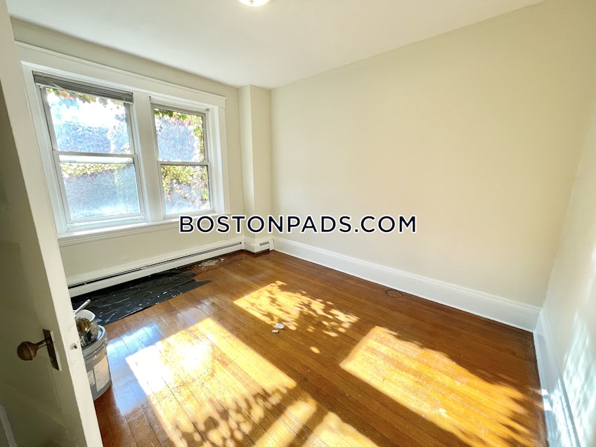 Brookline - $2,950+ /month