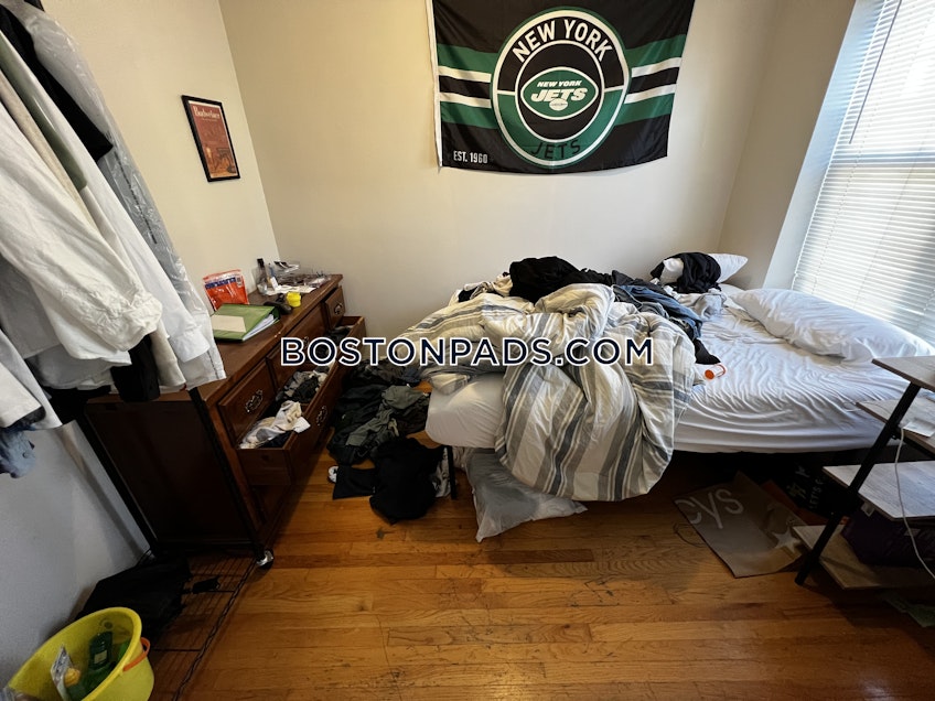 Boston - $5,800+ /month