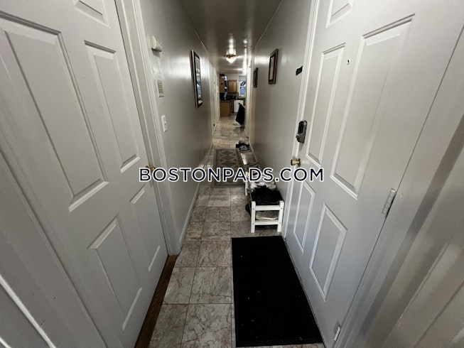 Boston - $4,500+ /mo