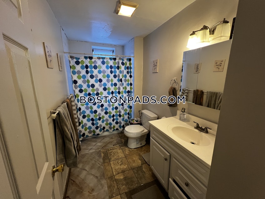 Boston - $5,800+ /month