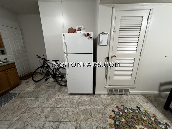 Boston - $4,500+ /mo