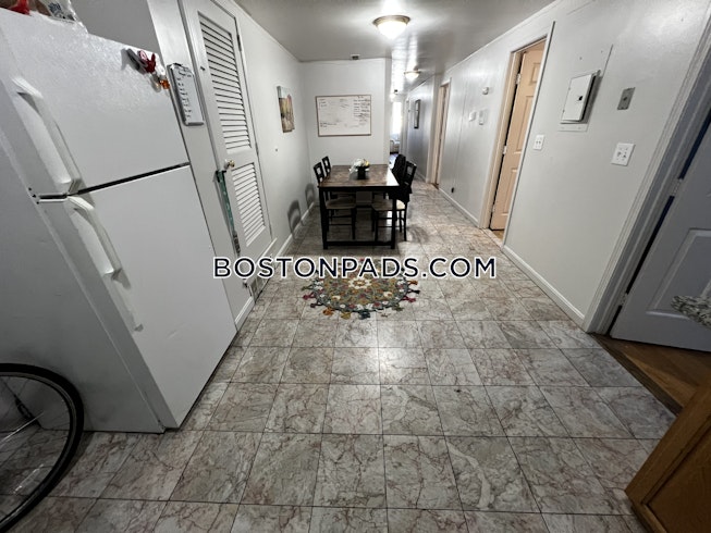 Boston - $4,500+ /mo