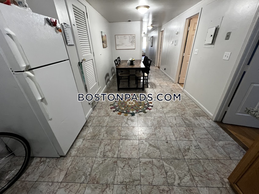 Boston - $5,800+ /month