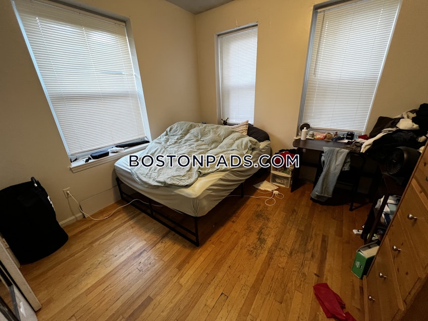 Boston - $5,800+ /month