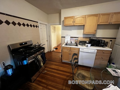 Medford 4 Beds 1 Bath  Tufts - $4,400