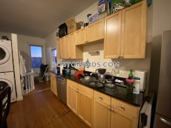 North Beacon St./>, Boston