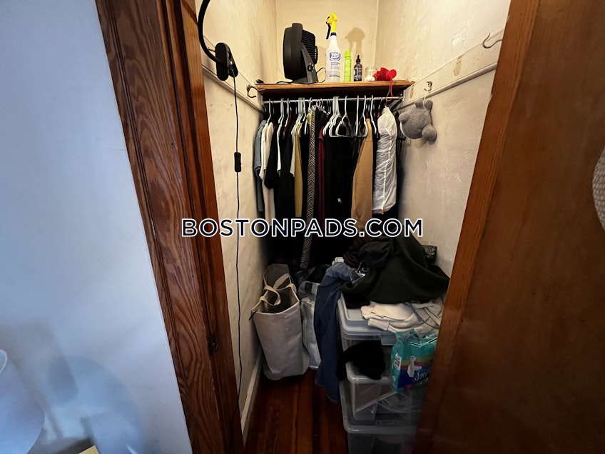 Medford - $4,000+ /month