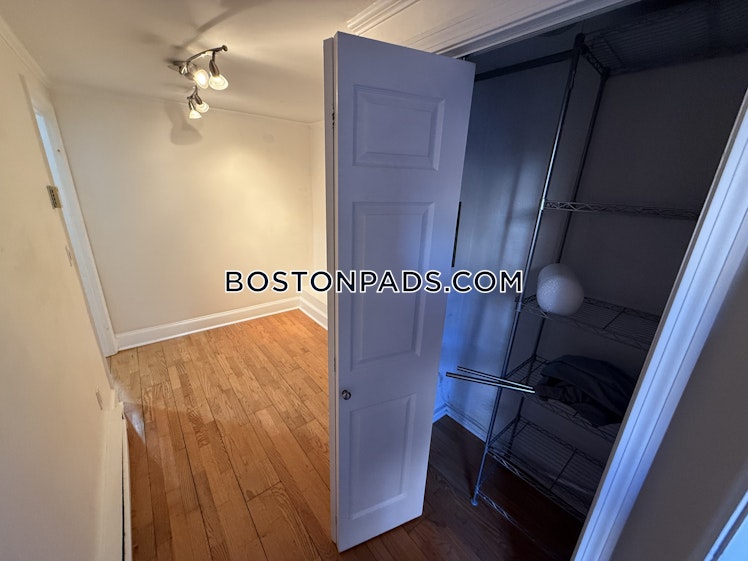 Columbus Ave., Boston