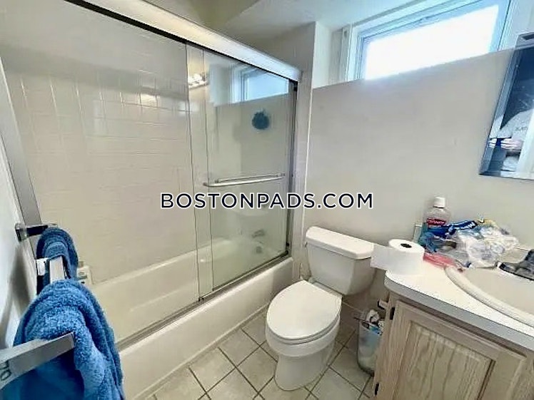 Harleston St., Boston