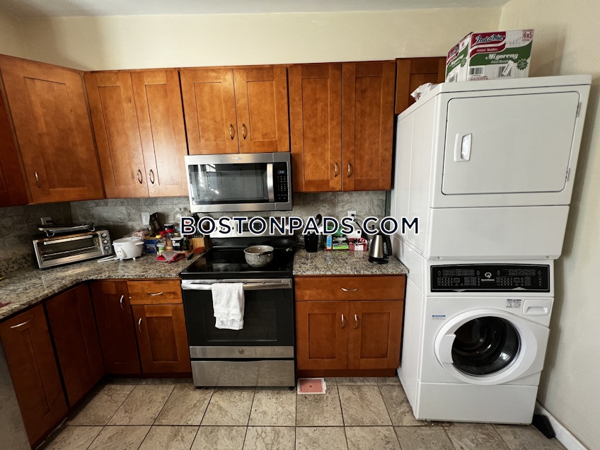 Boston - $4,800+ /month