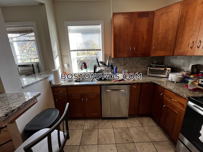 Boston - $4,800+ /mo
