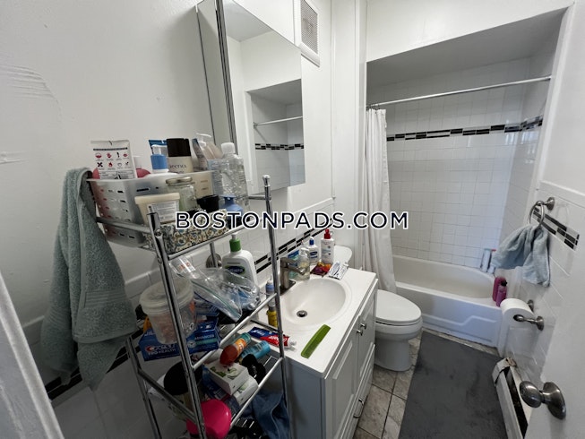 Boston - $4,800+ /mo