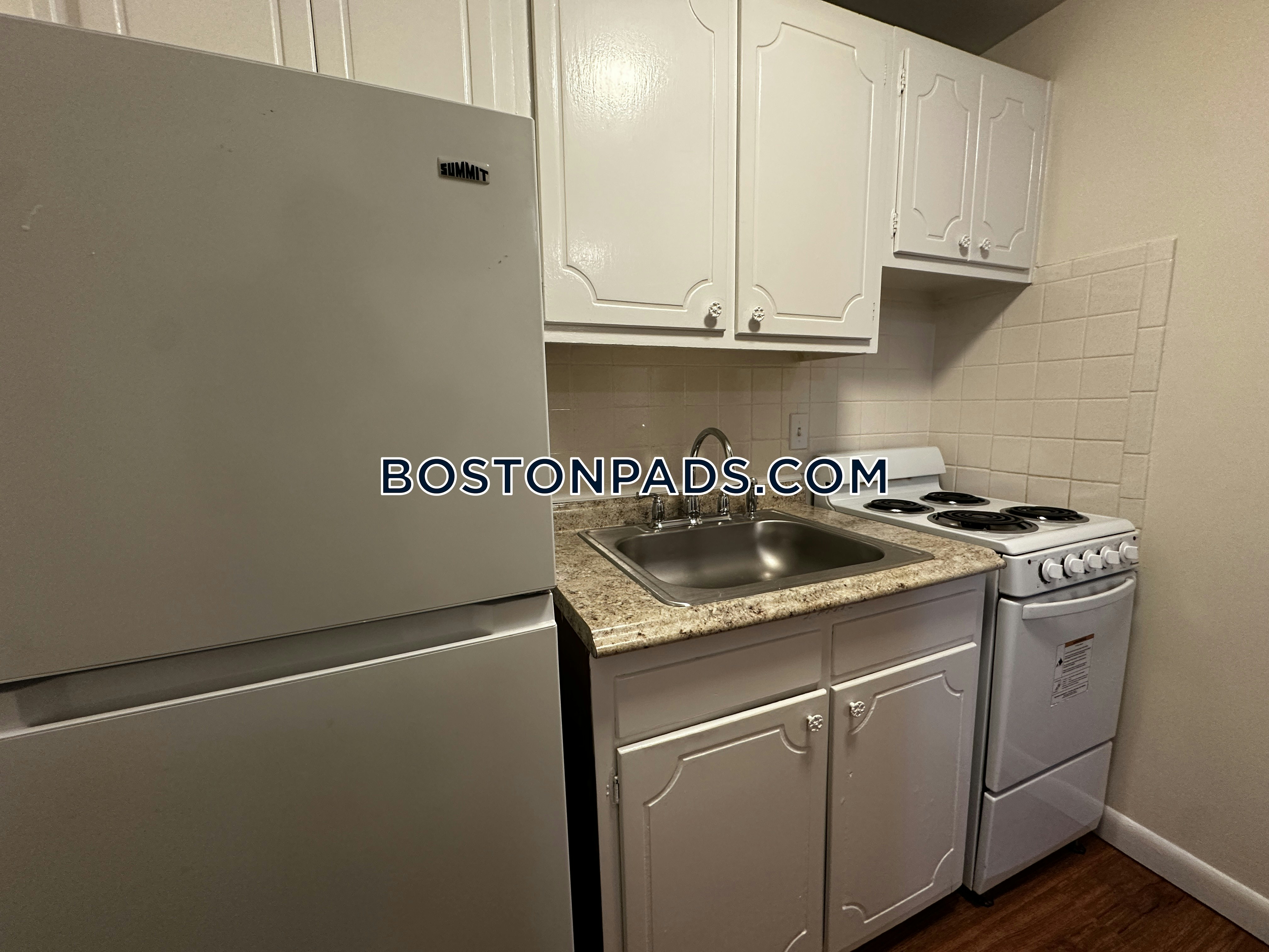 Boston - 1 Beds, 1 Baths