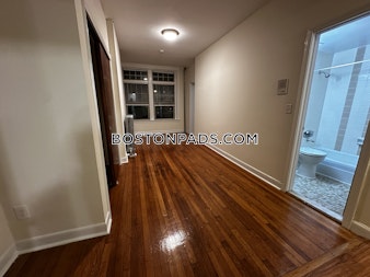 Commonwealth Ave. Boston