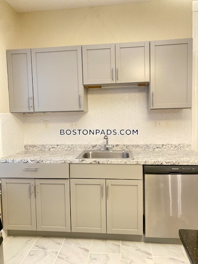 Mission Hill 3 Bed 1 Bath BOSTON Boston - $2,600 No Fee