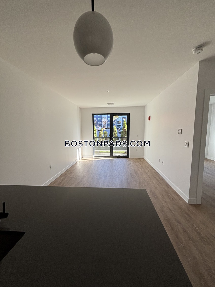 Boston - $2,500+ /month