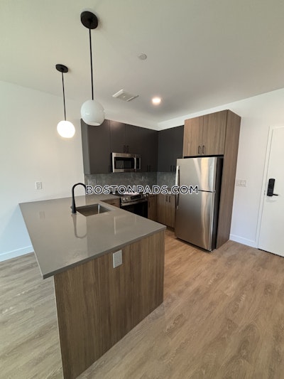 West Roxbury 1 Bed 1 Bath BOSTON Boston - $2,575 No Fee