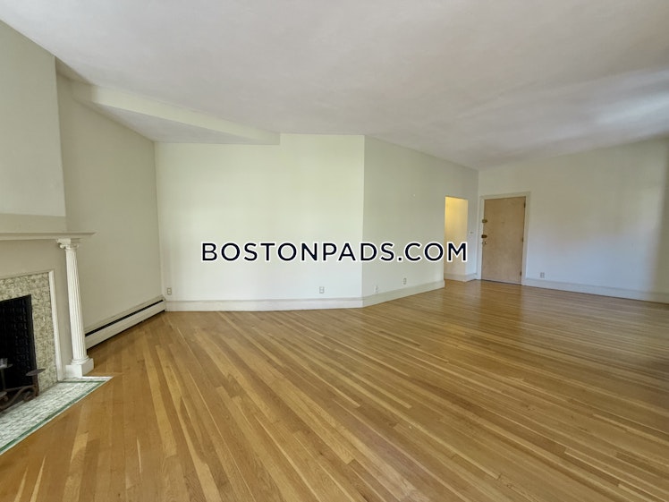 Winchester St., Brookline