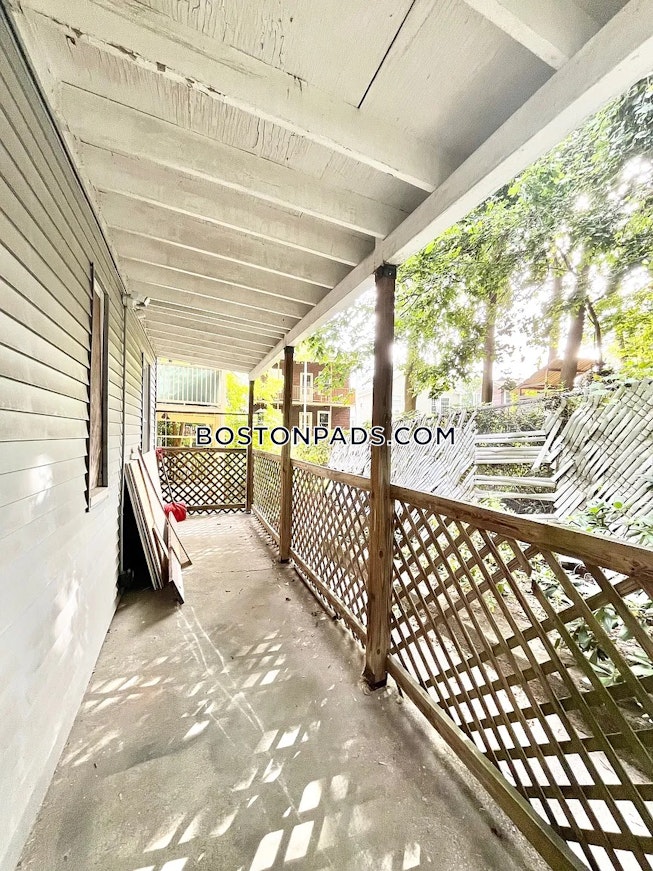 Roxbury Crossing - $2,600+ /mo