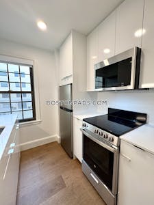 Cambridge 1 Bed 1 Bath  Harvard Square - $3,000 No Fee