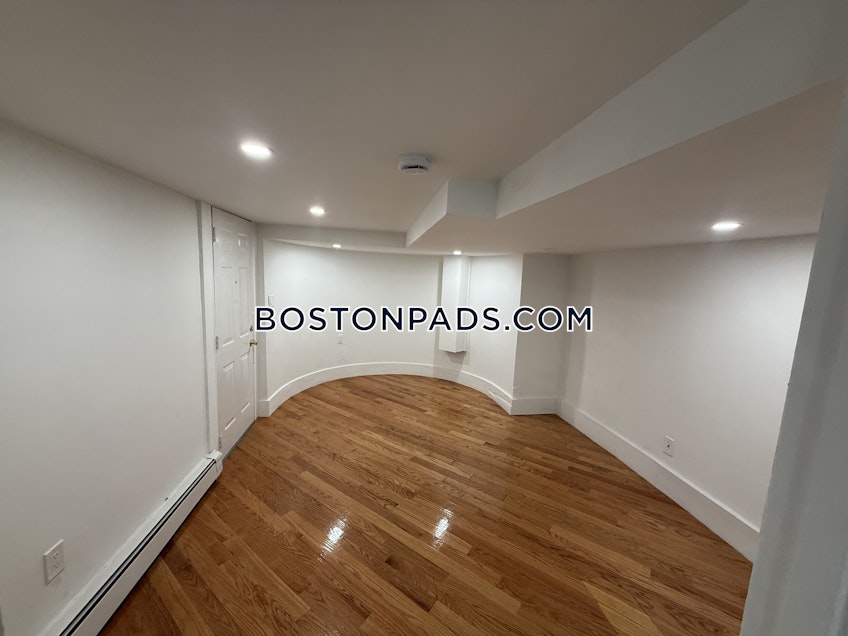 Boston - $3,500+ /month