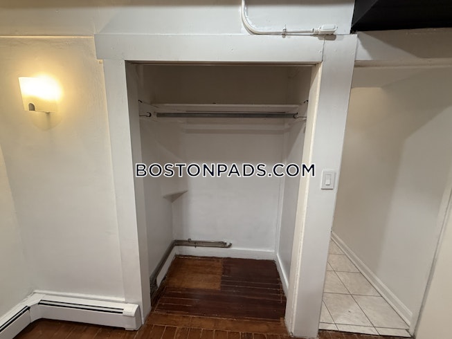 Boston - $3,500+ /mo