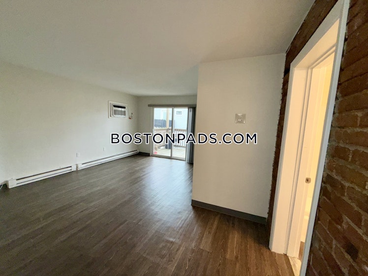 Meridian St., Boston