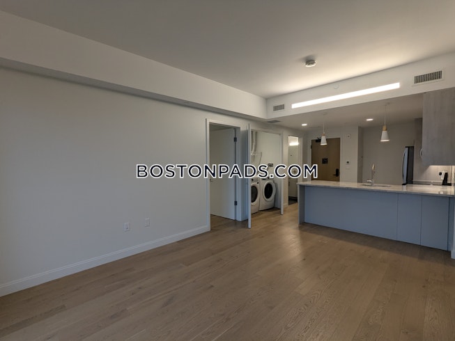 Boston - $4,800+ /mo