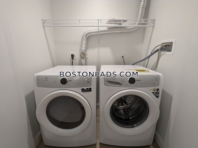 Boston - $4,800+ /mo