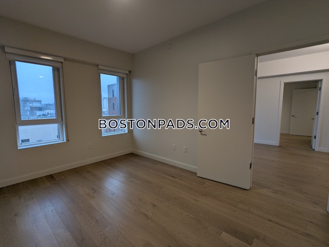 Boston - $4,800+ /mo