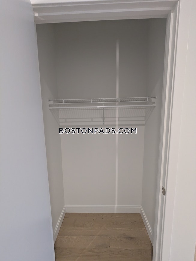 Boston - $4,800+ /mo