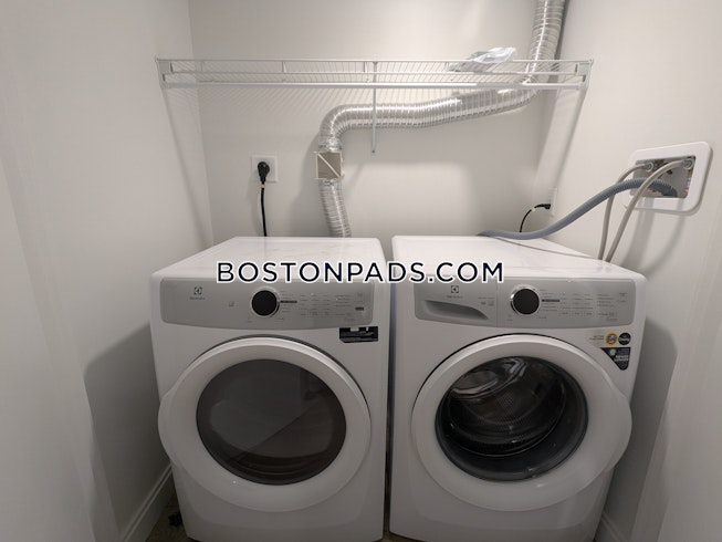 Boston - $4,800+ /mo