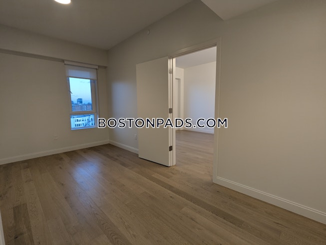 Boston - $4,800+ /mo